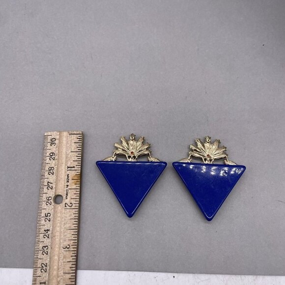 Geometric Floral Post Back Blue Earrings - Picture 4 of 4